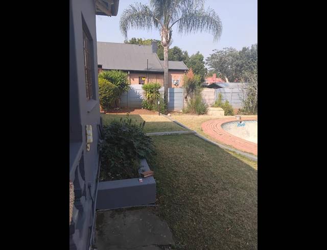 4 BEDROOM HOUSE FOR SALE IN EASTWOOD